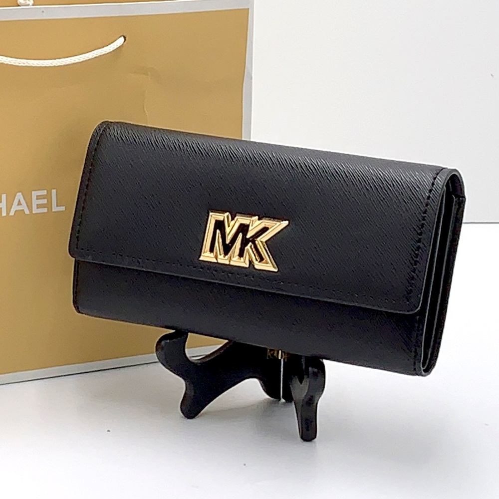 Brand New with Tag
Michael Kors Large Mimi Bifold Wallet
Color: Black - Picture 1 of 16